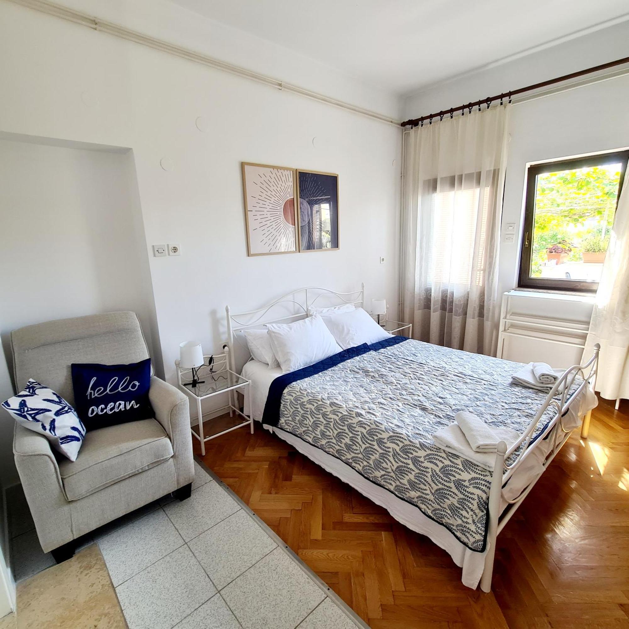 Apartment Ada *